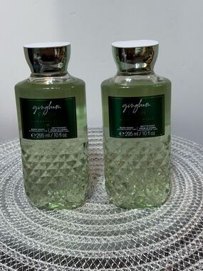 BBW Gingham Body Wash set of 2 NWT